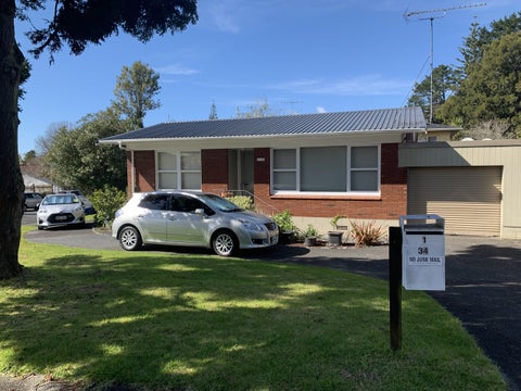 1/34 Ayton Drive, Totara Vale, Auckland