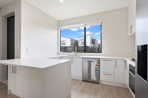 20 Te Aparangi Road, Papakura, Papakura