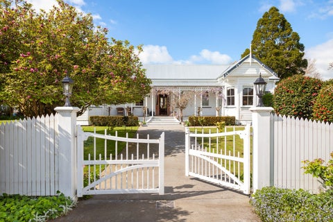 303A Walton Road, Walton