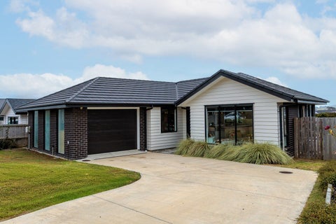23 Opouatu AVE, Glenbrook, Glenbrook