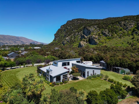 11 Ewing Place, Albert Town, Wanaka