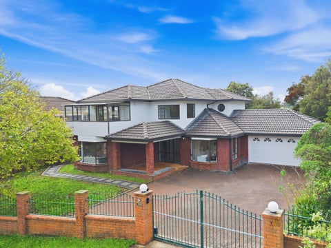 8 Capistrano Mews, Goodwood Heights, Auckland