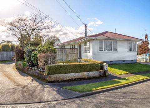 39 Wavell Crescent, Lansdowne, Masterton