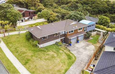 18 Exploration Way, Whitby, Porirua