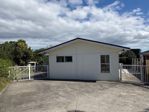 1/22 Robert Burke Place, Henderson, Auckland