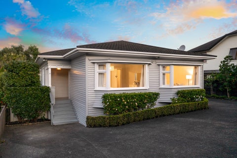 25 Wheturangi Road, Greenlane, Auckland