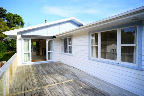 39 Thornley Street, Titahi Bay, Porirua