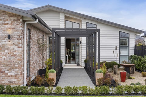 36 Cadwil Drive, Beachlands, Auckland