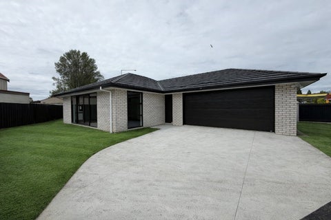 2 Johns Road, Belfast, Christchurch
