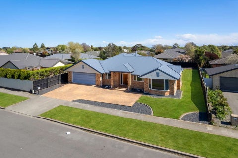 2 Pascoe Drive, Woodend, Woodend