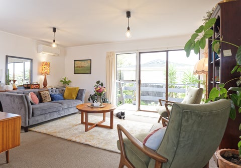 2/10 Tuapapa Street, Johnsonville, Wellington
