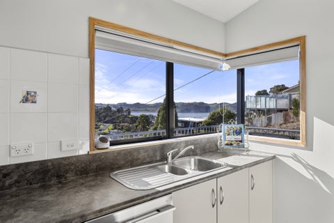 25I Violet Street, Raglan, Raglan