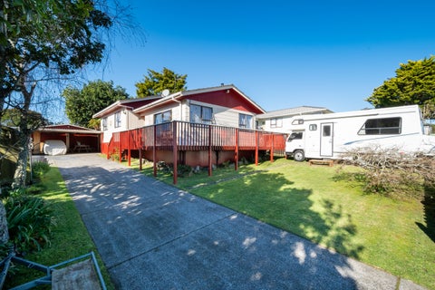 10 Scarlet Drive, Ranui, Auckland