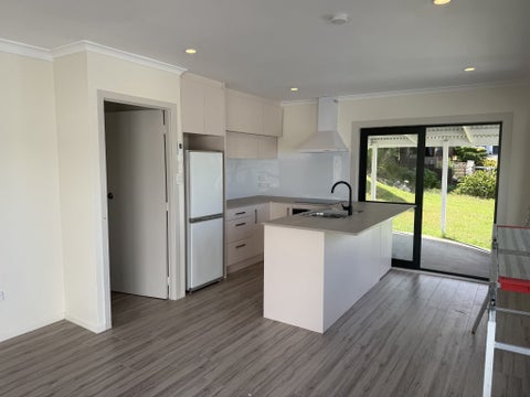 8 James Tyler Crescent, Lynfield, Auckland