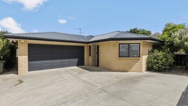 13A Stokes Avenue, Te Atatu Peninsula, Auckland