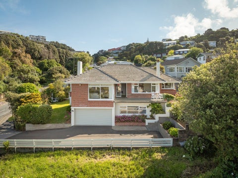 72 Severn Street, Island Bay, Wellington