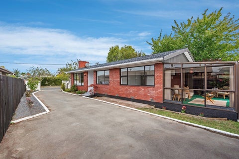 33 Martbern Crescent, Bishopdale, Christchurch