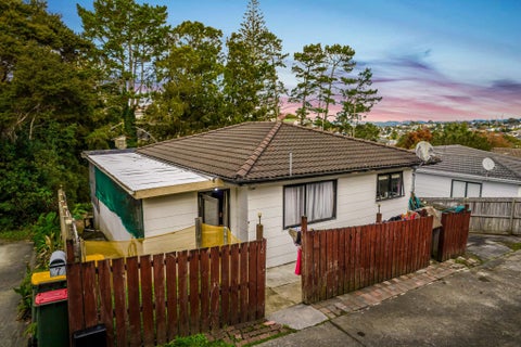 7 Fernhaven Place, Massey, Auckland