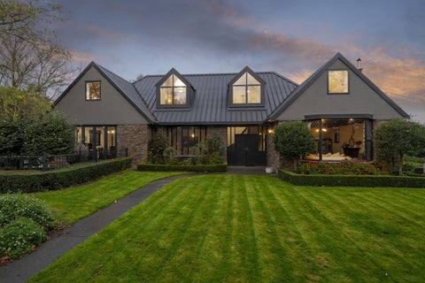 133 Raineys Road, Christchurch