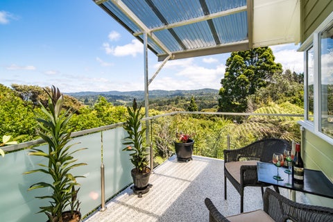 82 Crows Road, Swanson, Auckland