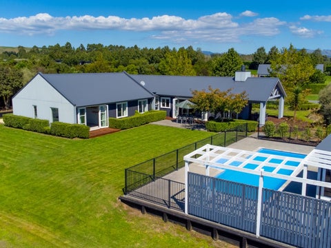 4 Birdie Way, Martinborough