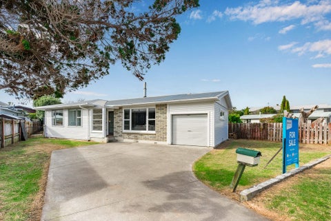 17 Winton Street, Paraparaumu Beach, Paraparaumu