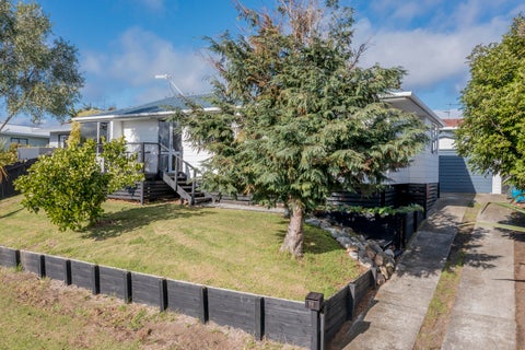 56 Campbell Avenue, Paraparaumu