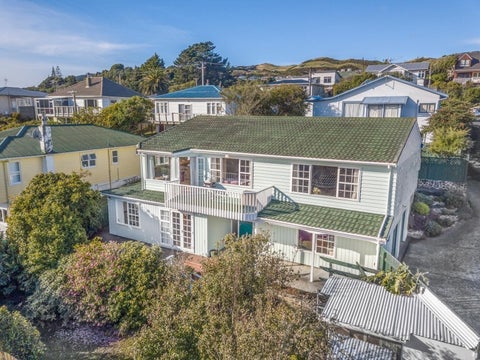 15A Tawa Terrace, Tawa, Wellington