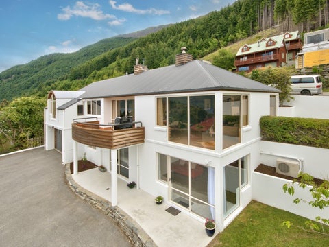 40 Greenstone Place, Fernhill, Queenstown