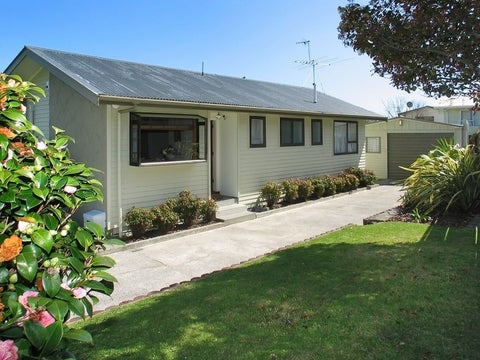 3 Adventure Drive, Whitby, Porirua