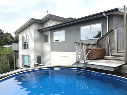 141 Arran Road, Browns Bay, Auckland