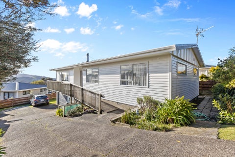 33 Carluke Street, Paparangi, Wellington