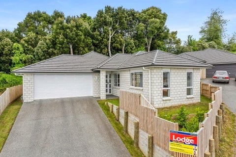 11 Teaview Court, Huntington, Hamilton
