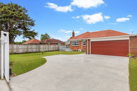9 Clevedon Road, Papakura, Papakura