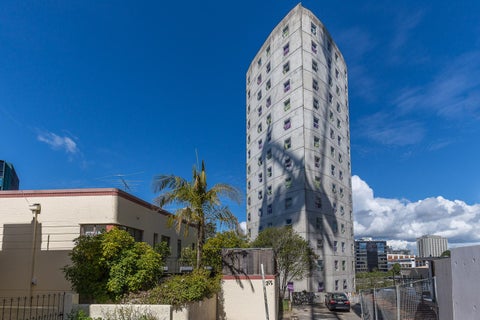 16D/15 Whitaker Place, Grafton, Auckland