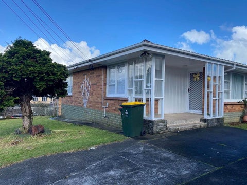 1/1 Churchill Avenue, Manurewa, Auckland
