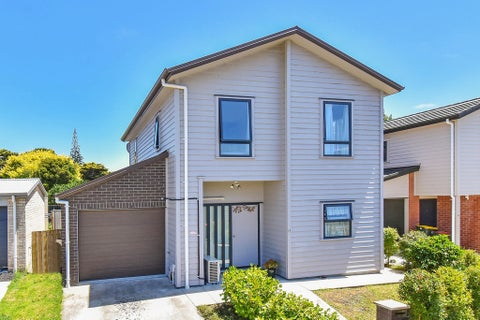 25 Tonuitanga Street, Weymouth, Auckland