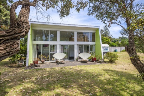 41 Queens Road, Waikanae Beach, Waikanae
