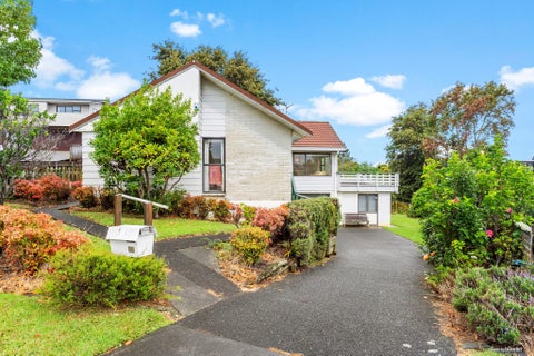 12 Augusta Place, Forrest Hill, Auckland