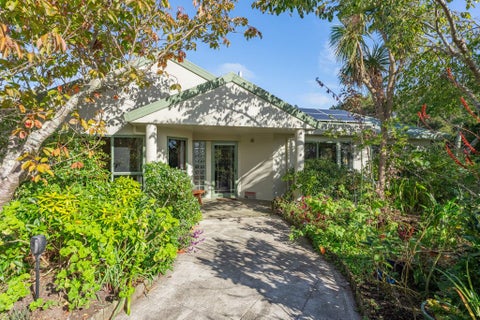 11 Grand Poppa Way, Otaihanga, Paraparaumu