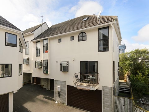 29 Macdonald Crescent, Te Aro, Wellington