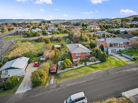 15 Pratt Street, Waikouaiti, Dunedin, Otago
