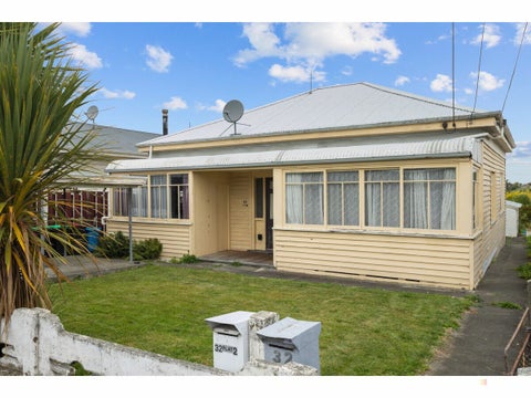 1-2/32 Jackson Street, West End, Timaru