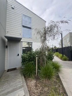 6/25 Tranent Road, Mangere, Auckland