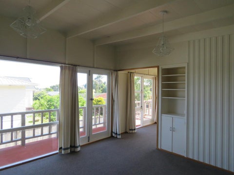 1/14 Burns Street, Westown, New Plymouth