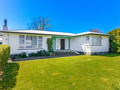 38 Folkestone Drive, Flaxmere, Hastings