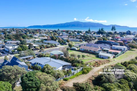 27 Eruini Street, Waikanae Beach, Waikanae