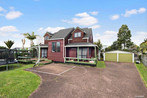 11 Pipitea Place, Massey, Auckland