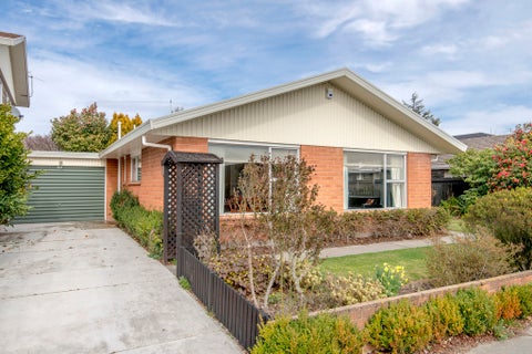 11 Lodge Place, Ilam, Christchurch