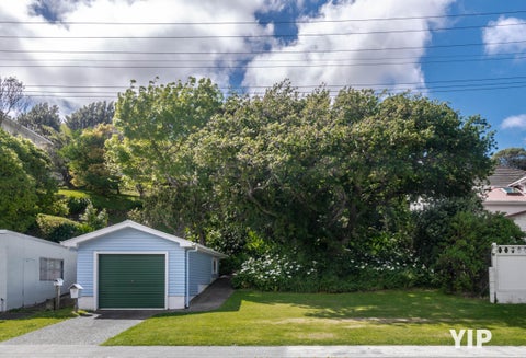 18A Hinau Street, Tawa, Wellington